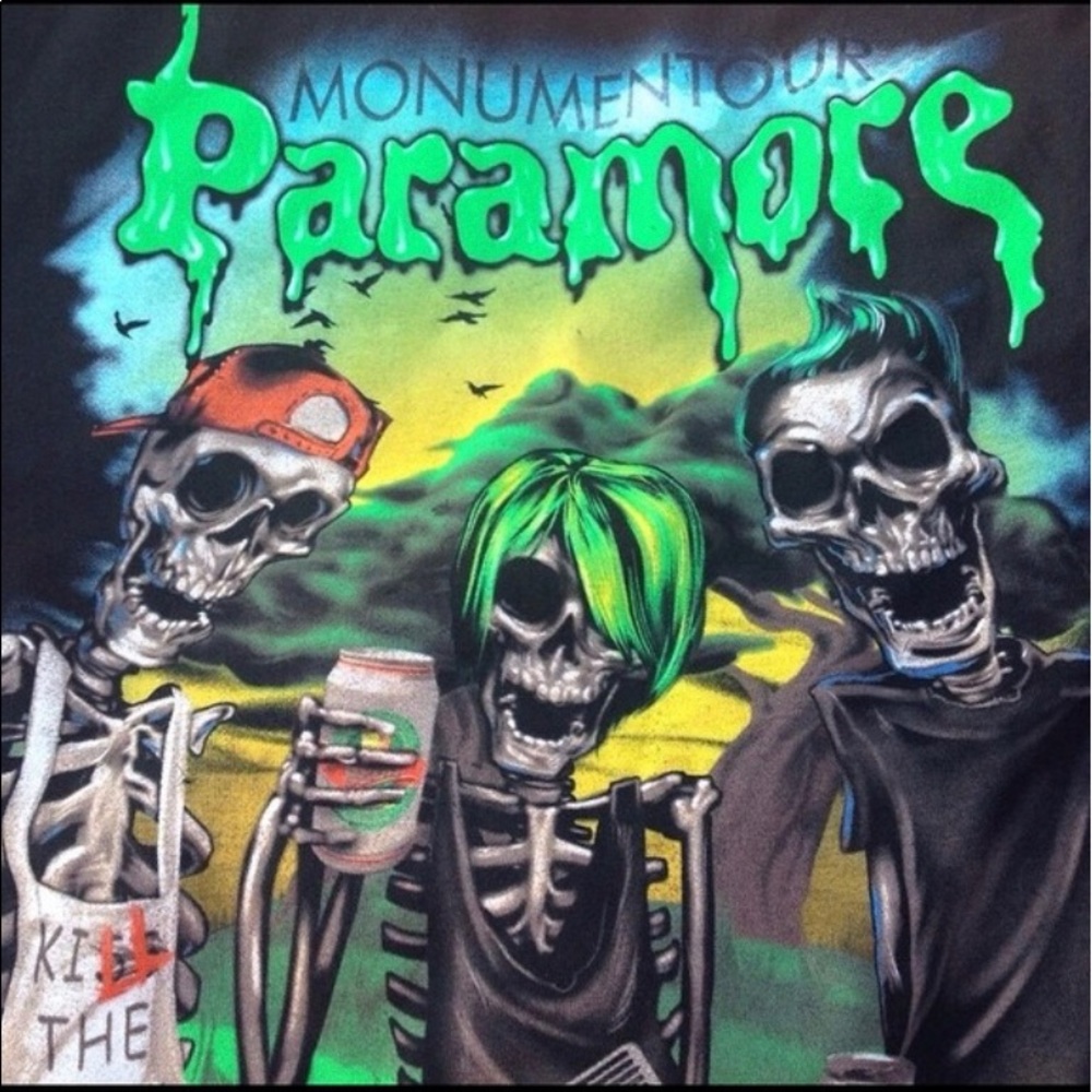 ISO Paramore Monumentour shirt